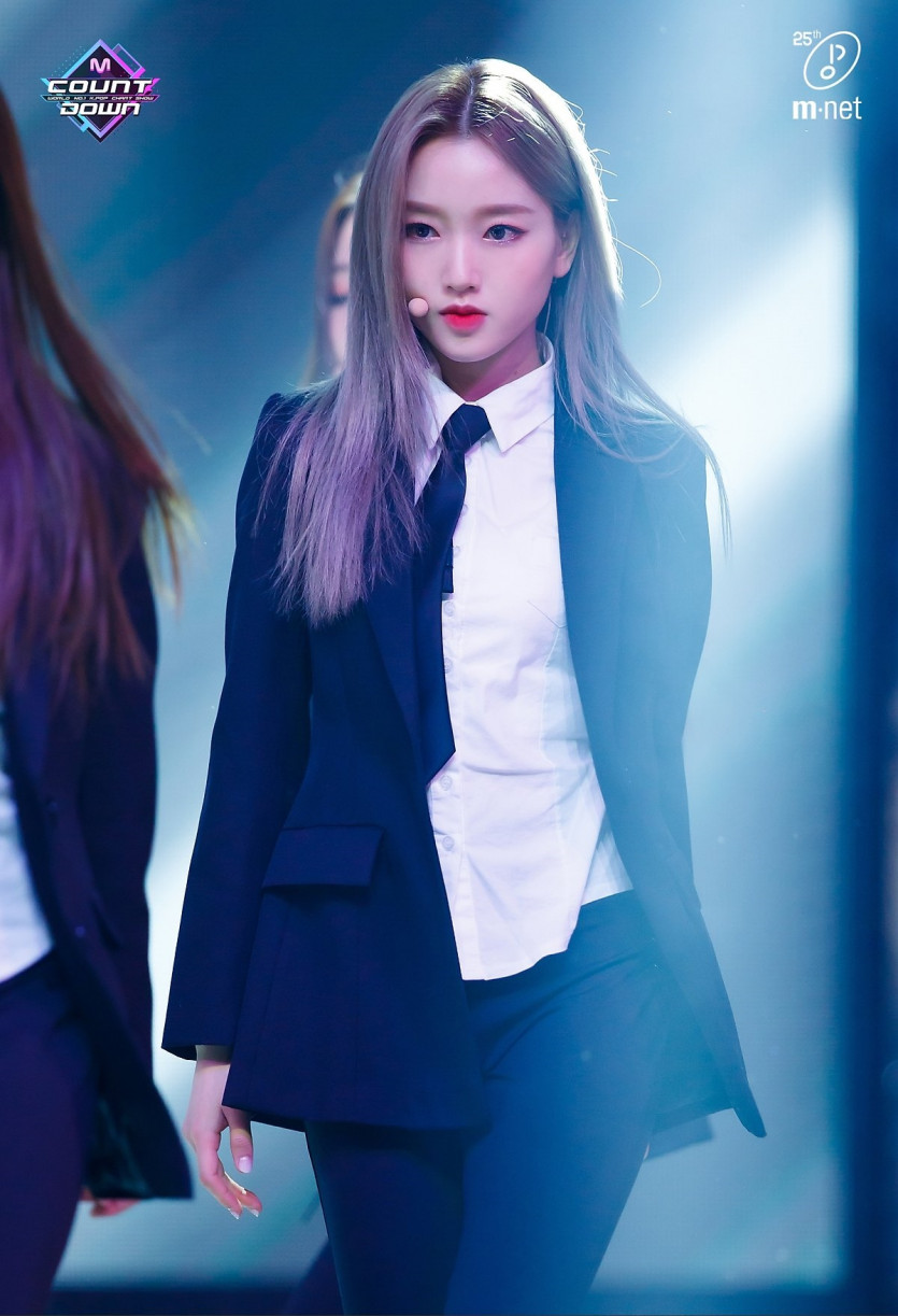 LOONA's GoWon.