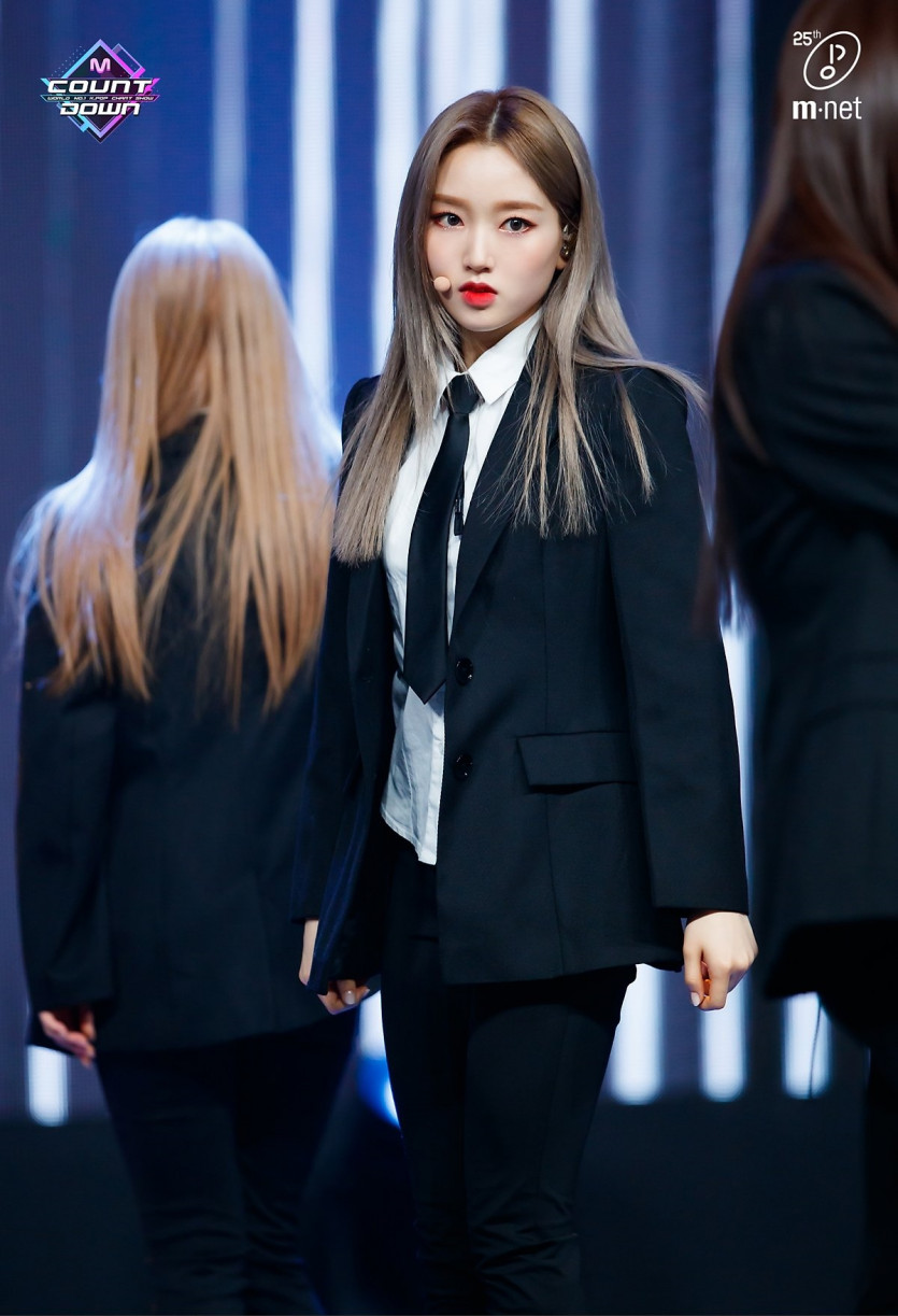 LOONA's GoWon.