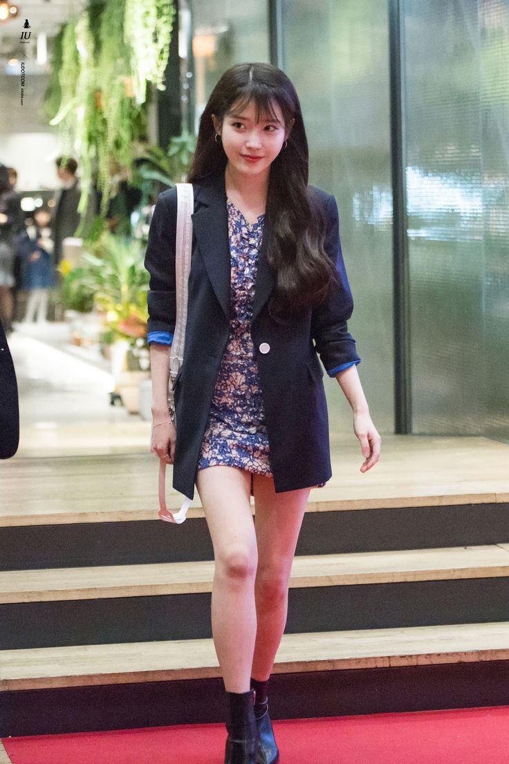 Flower-patterned IU.