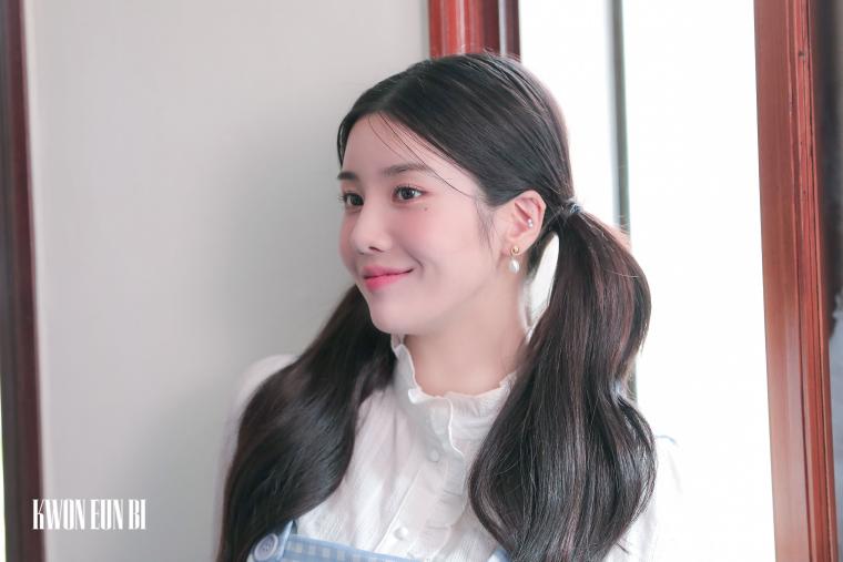 Behind the scenes of Kwon Eunbi's Season's Greetings.