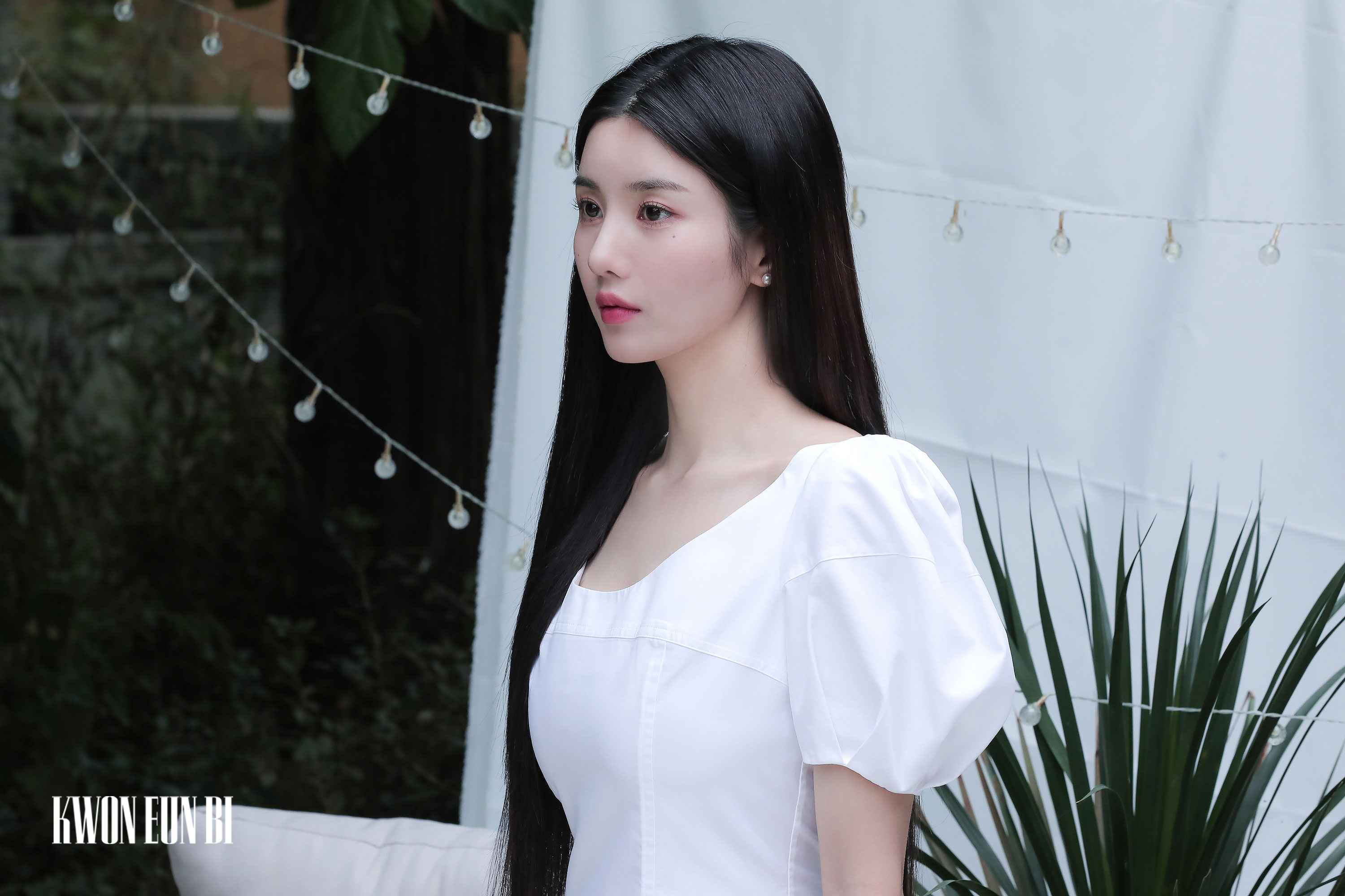 Behind the scenes of Kwon Eunbi's Season's Greetings.