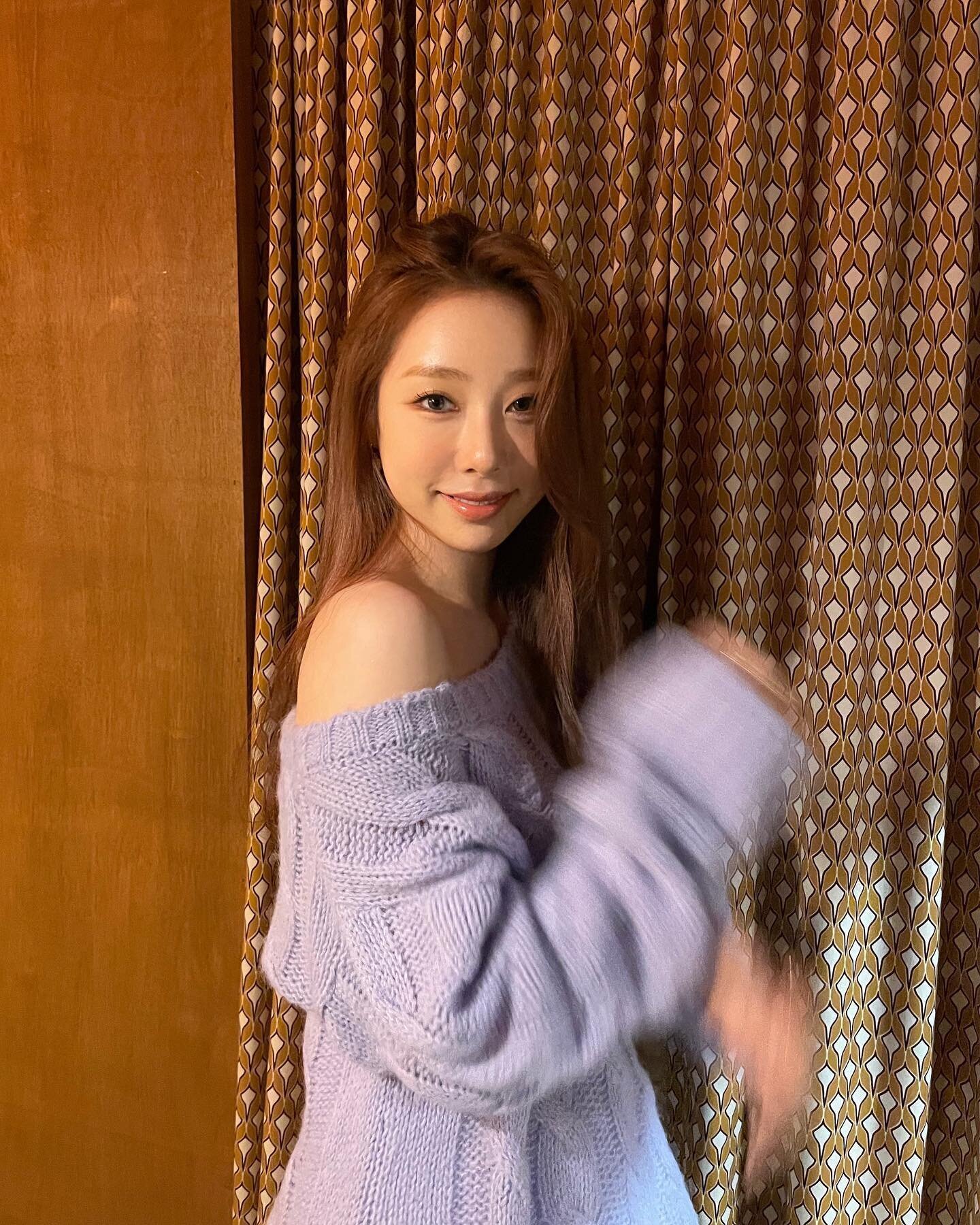 WJSN Yeonjung's Instagram.