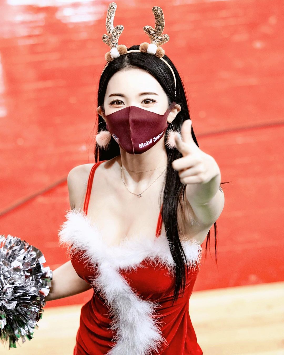 Cheerleader Lee Da Hye from Santa.