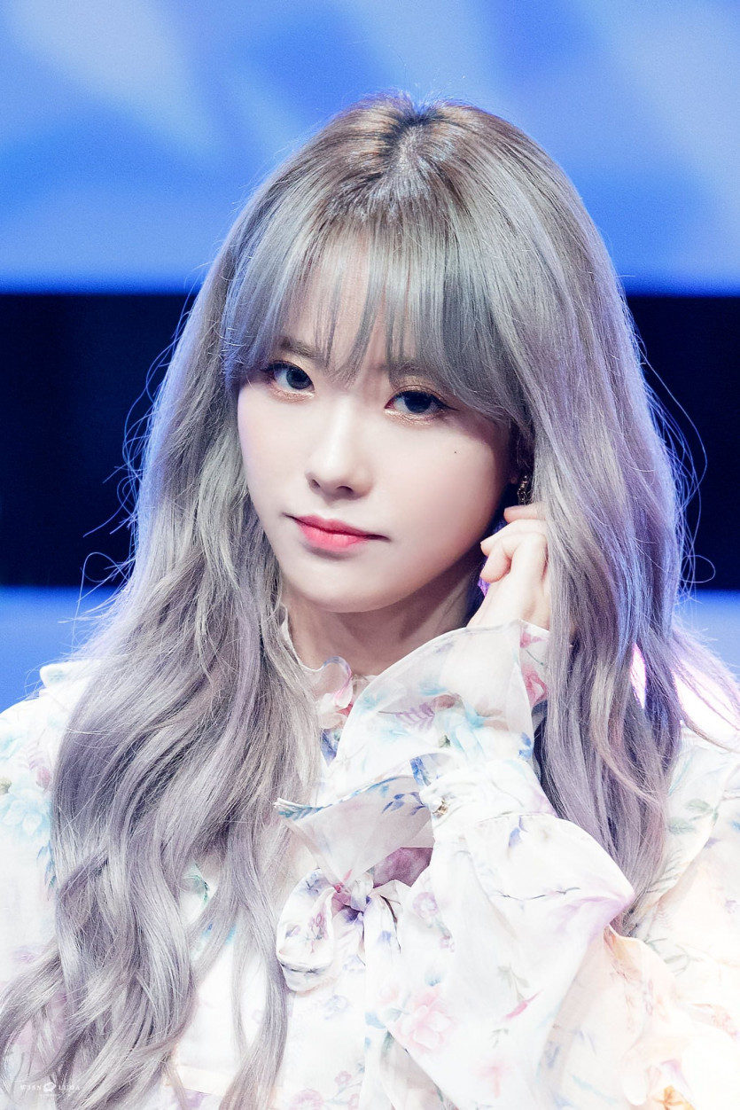 It's WJSN Luda.