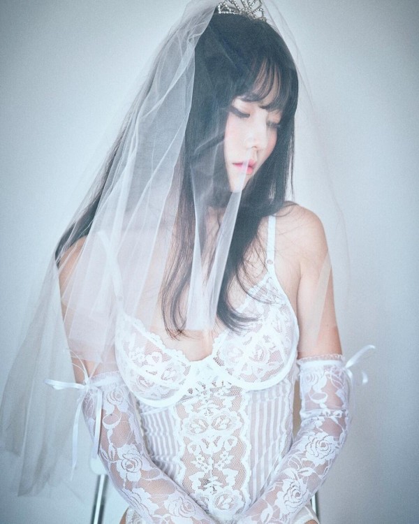 lingerie wedding dress.