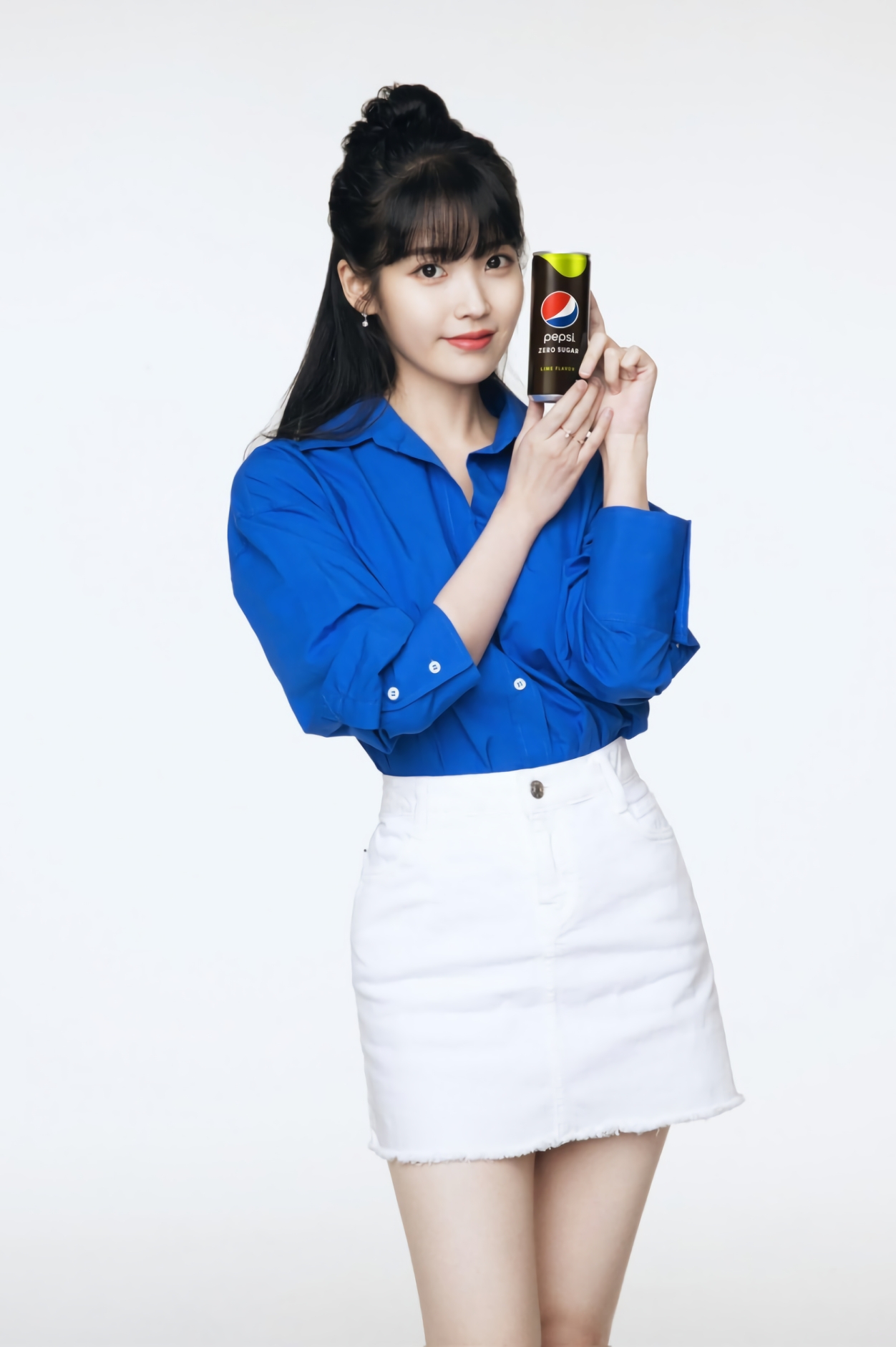 아이유 CONCEPT PHOTO PEPSI BLUE'