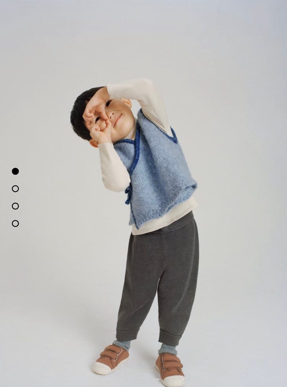 Children's clothing that reinterprets hanbok from Zara.