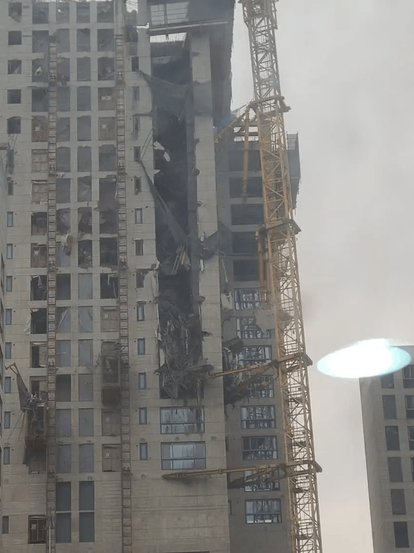 Breaking News: Power outage communication unit in Gwangju exterior wall collapse construction site is not possible.