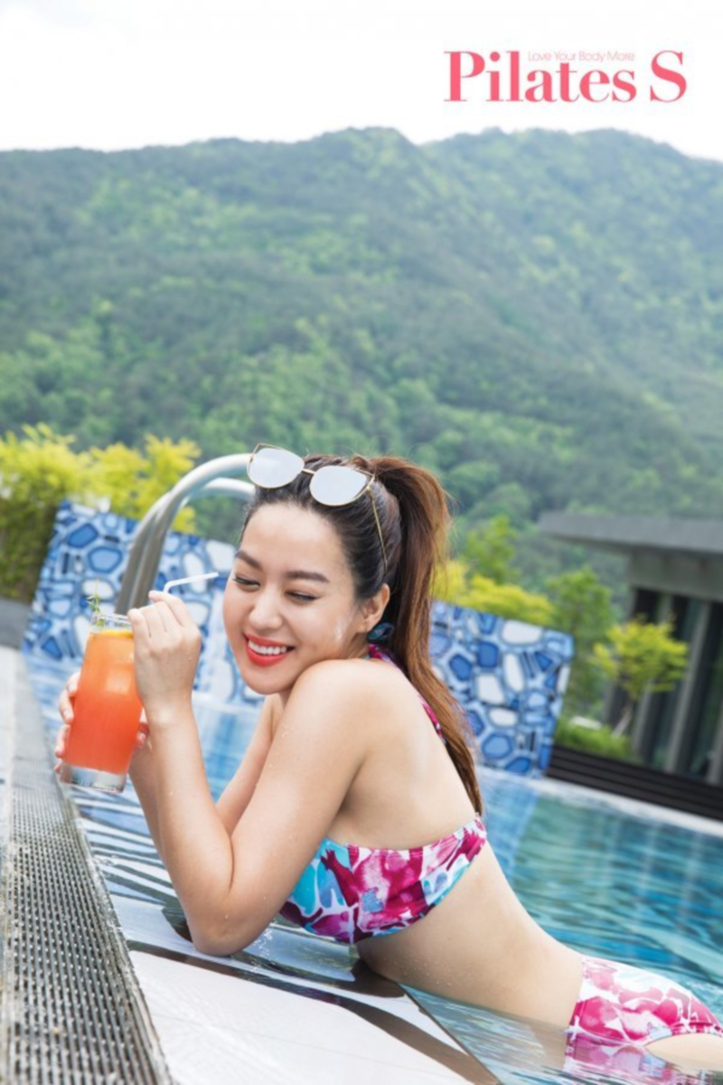 Kim Heejung, a child actor who grew up hot, has a swimsuit and a fitness suit body.