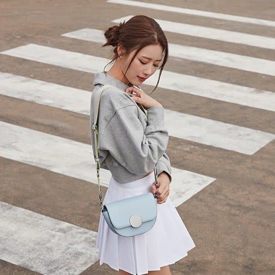 Lovelyz's Lee Mi-Joo pictorial, which was chosen as the bag brand muse.