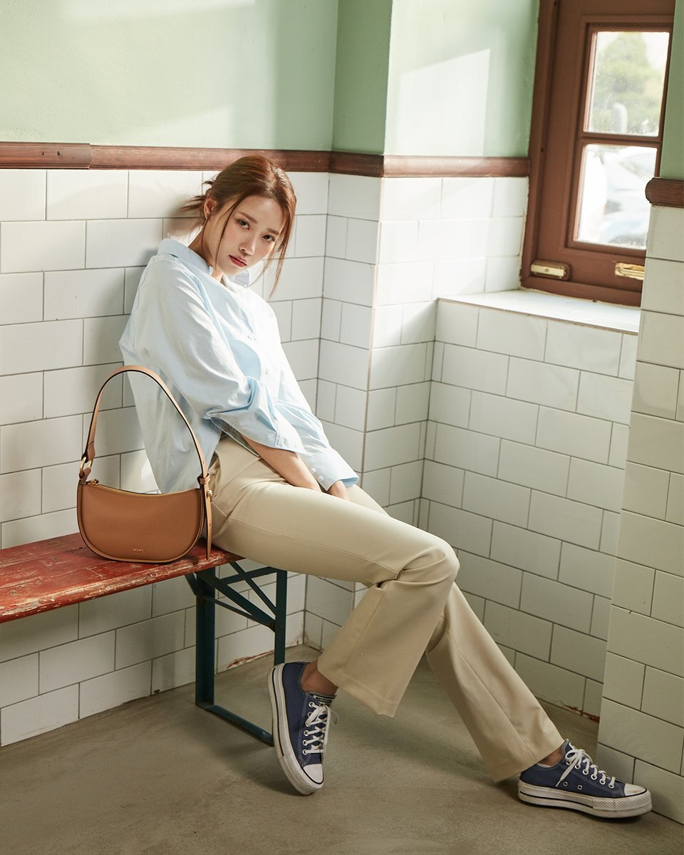 Lovelyz's Lee Mi-Joo pictorial, which was chosen as the bag brand muse.