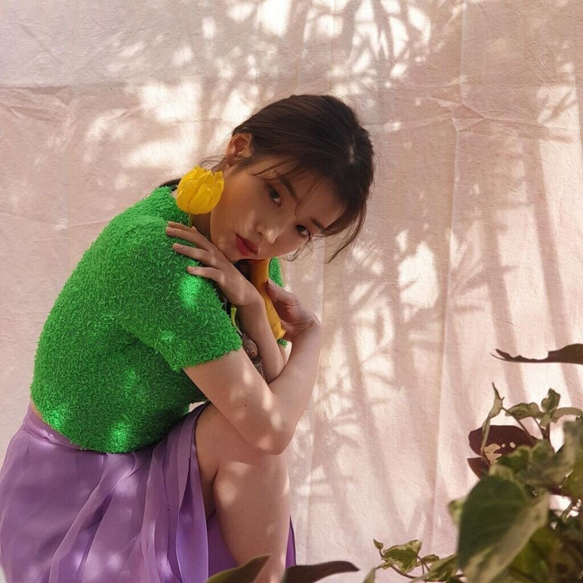 IU's Gucci pictorial.