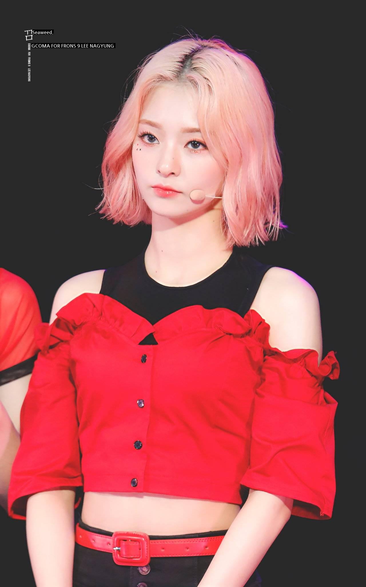 Pink bobbed hair Nagyung.