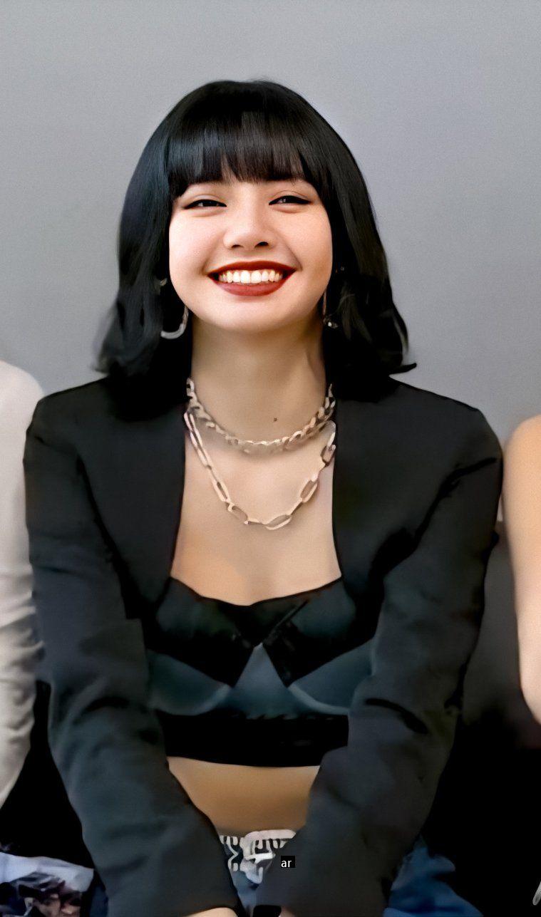 BLACKPINK Lisa.