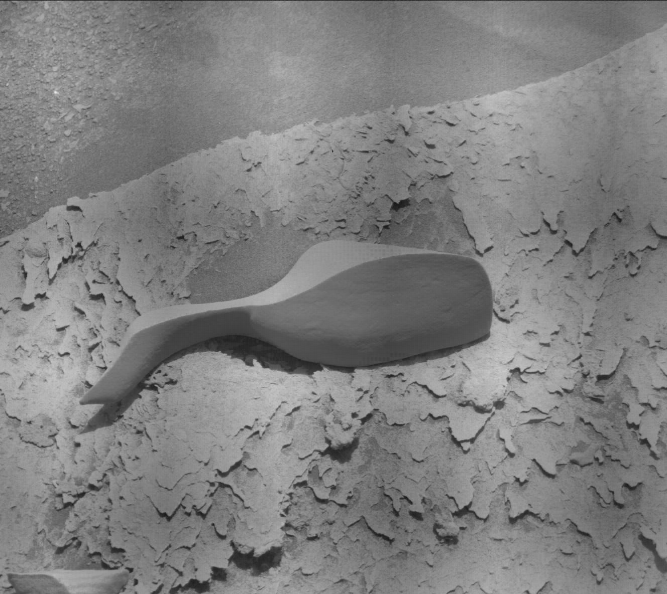 일주일 전 화성에서 큐리오시티가 촬영한 사진