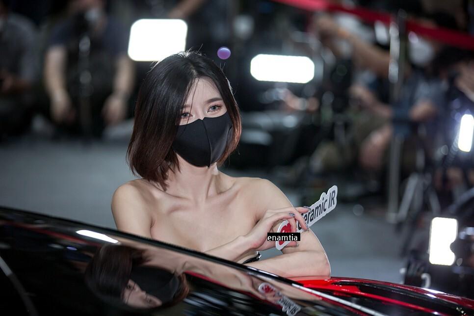 Racing model, Song Jooah.