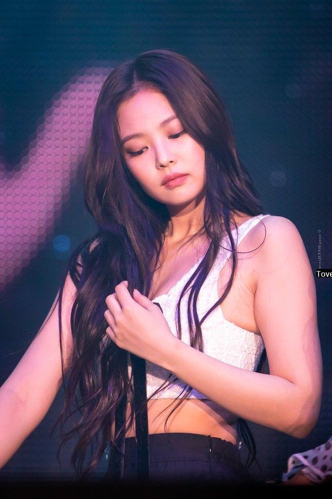 BLACKPINK JENNIE.