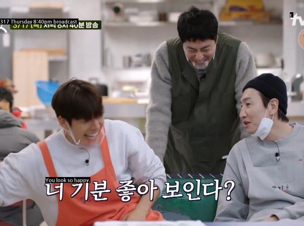 Lee Kwang Soo, who is disciplined as a junior actor.