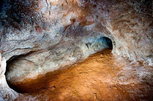 1만3천년전 만들어진 미스테리 동굴