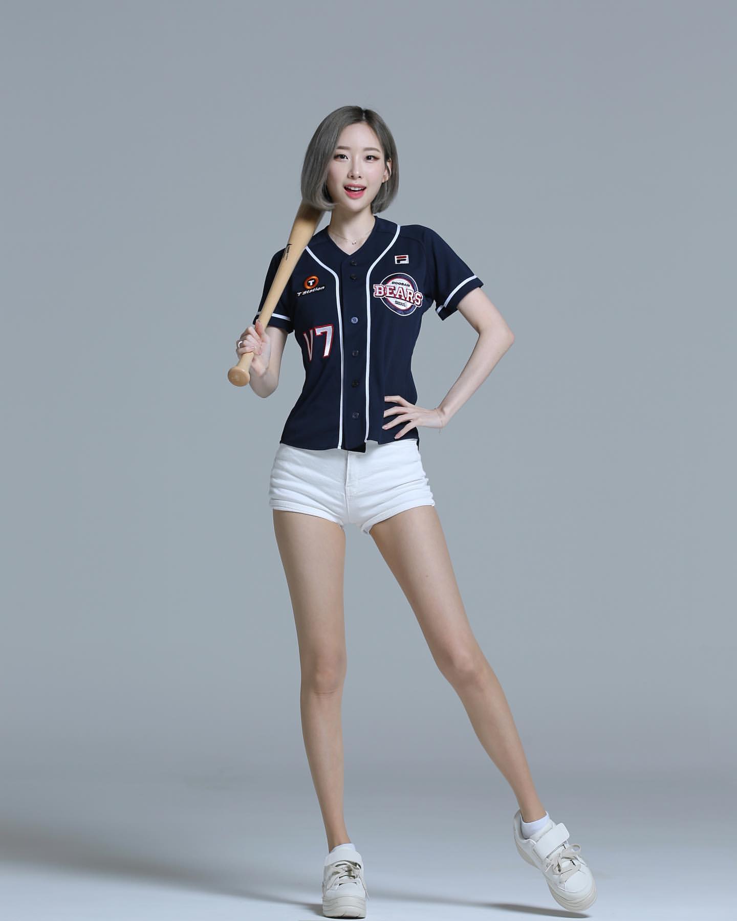 Seo Hyunsook's cheerleader Instagram.