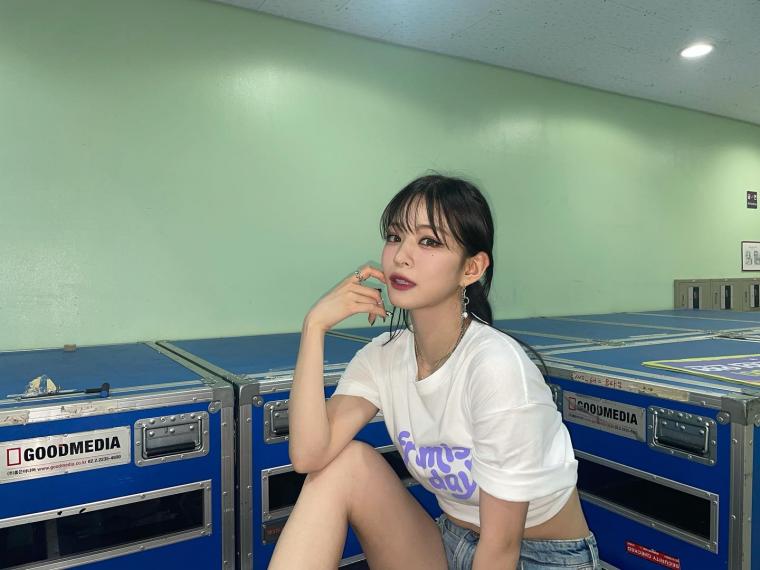 fromis_9's Lee Chaeyoung