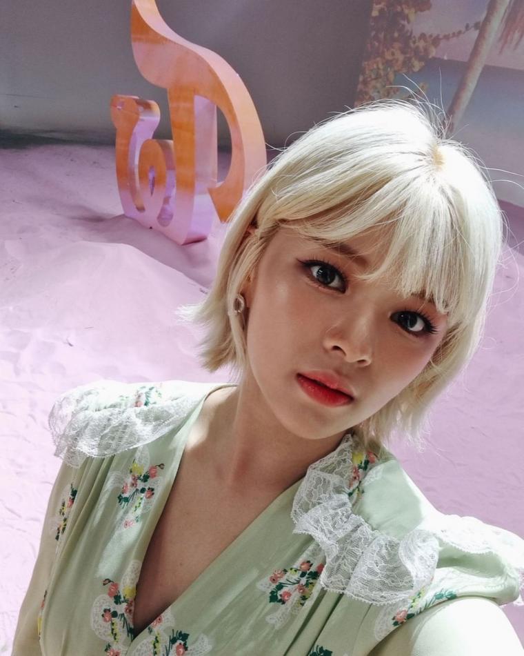 JEONGYEON of TWICE