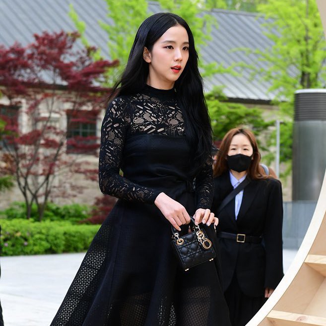 BLACKPINK JISOO attended the Dior Show