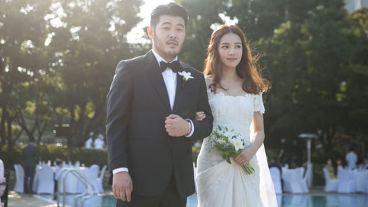 a celebrity married to a wife with an annual sales of 20 billion won