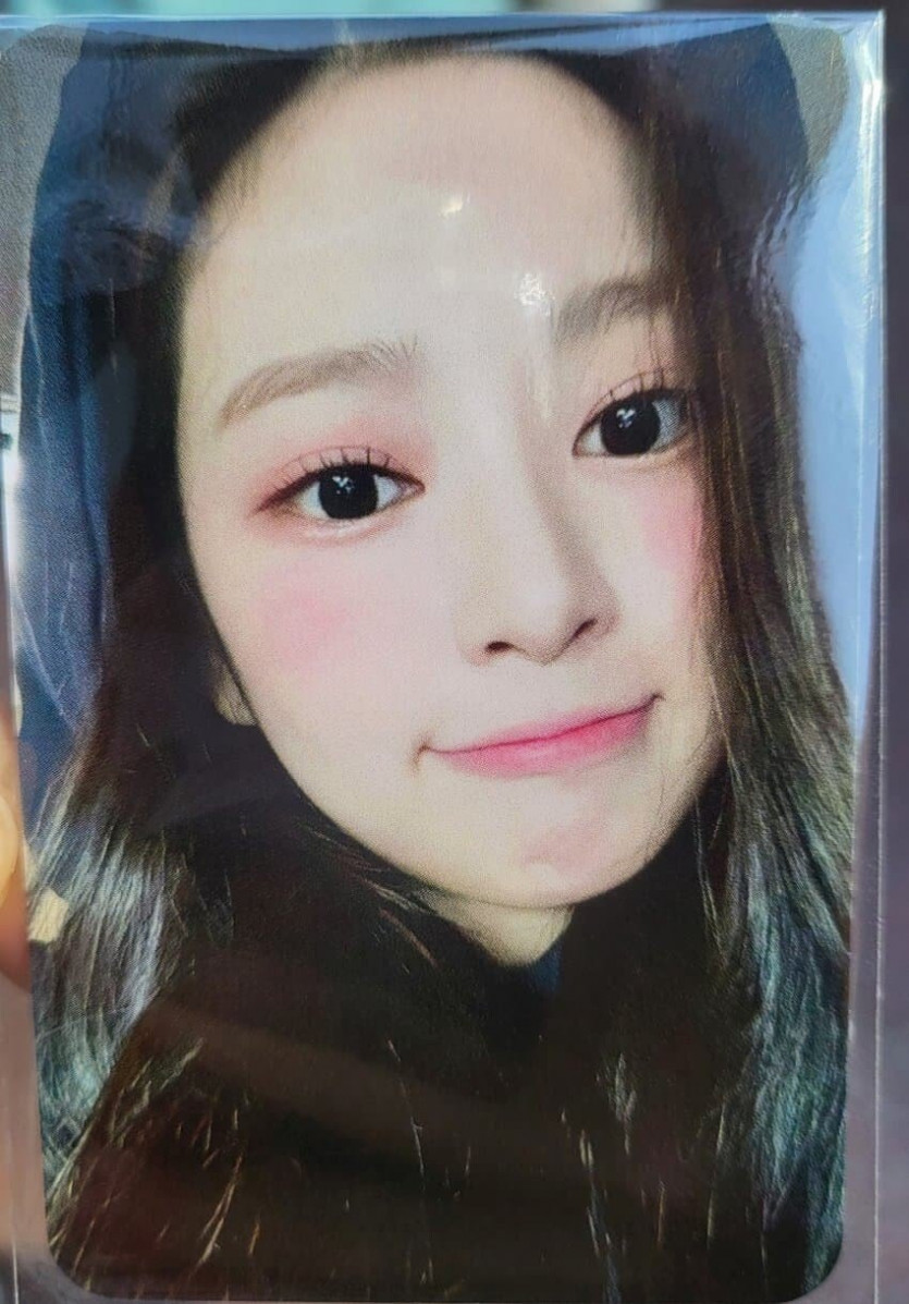 KIM MIN JU's "Show! Music Core" photo card