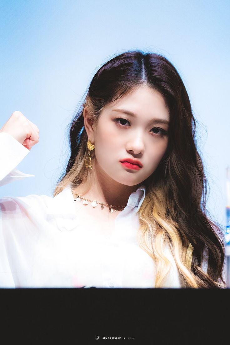 fromis_9's Lee Seoyeon