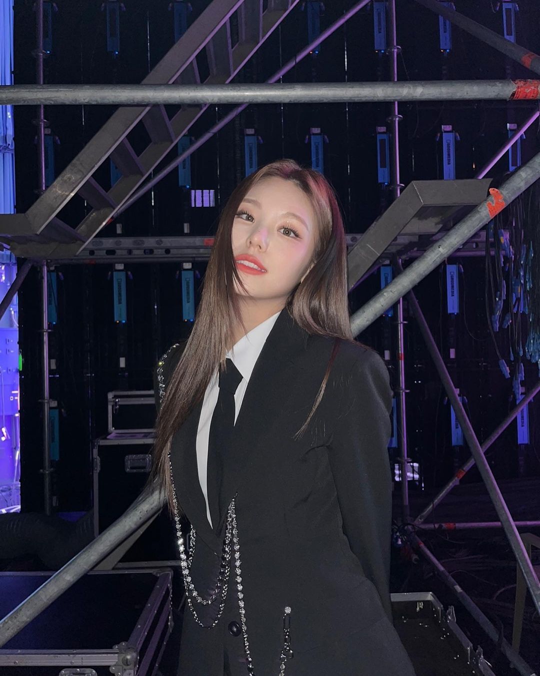 Roh Jisun of fromis_9