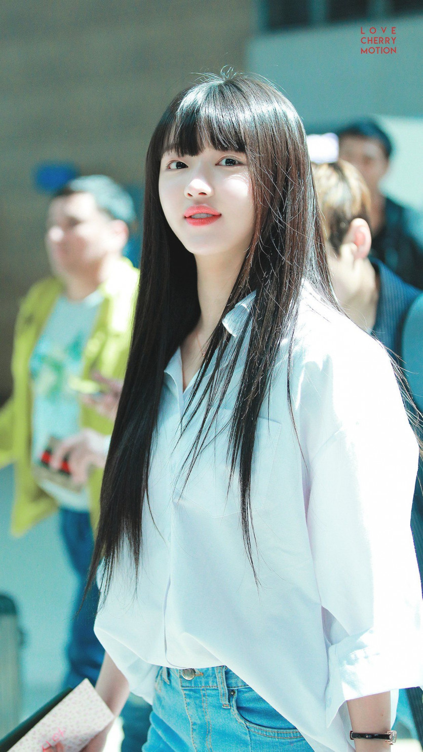 OH MY GIRL YooA