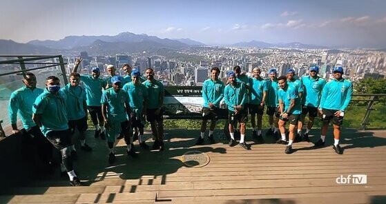 브라질 축구 선수들이 한국에 오자마자 미친듯 관광한 이유