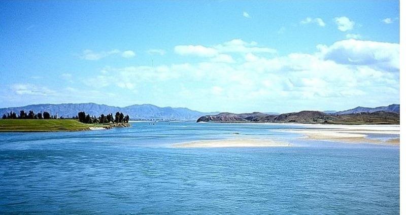 The Han River and the Yellow River