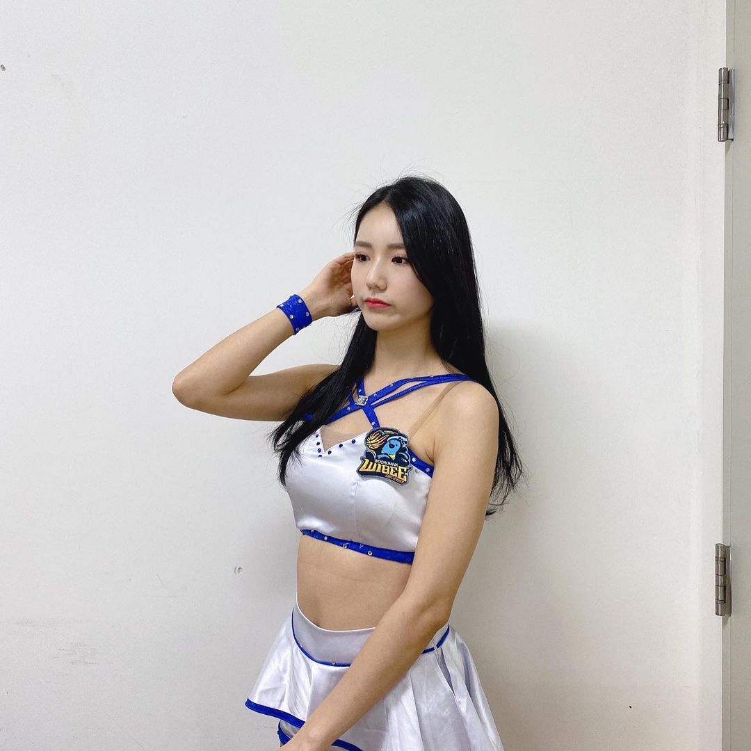 Cheerleader Chun On You