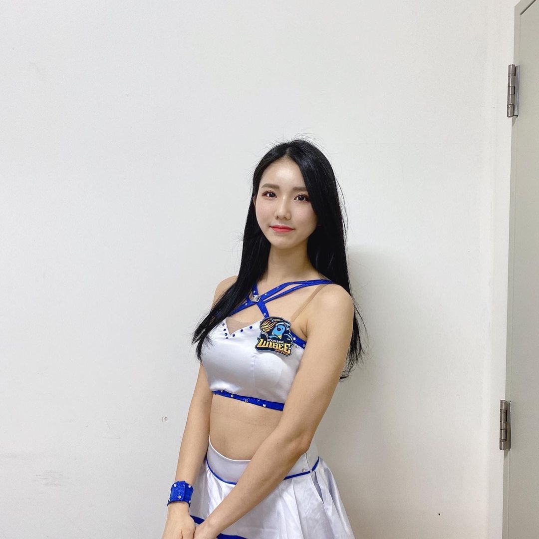 Cheerleader Chun On You