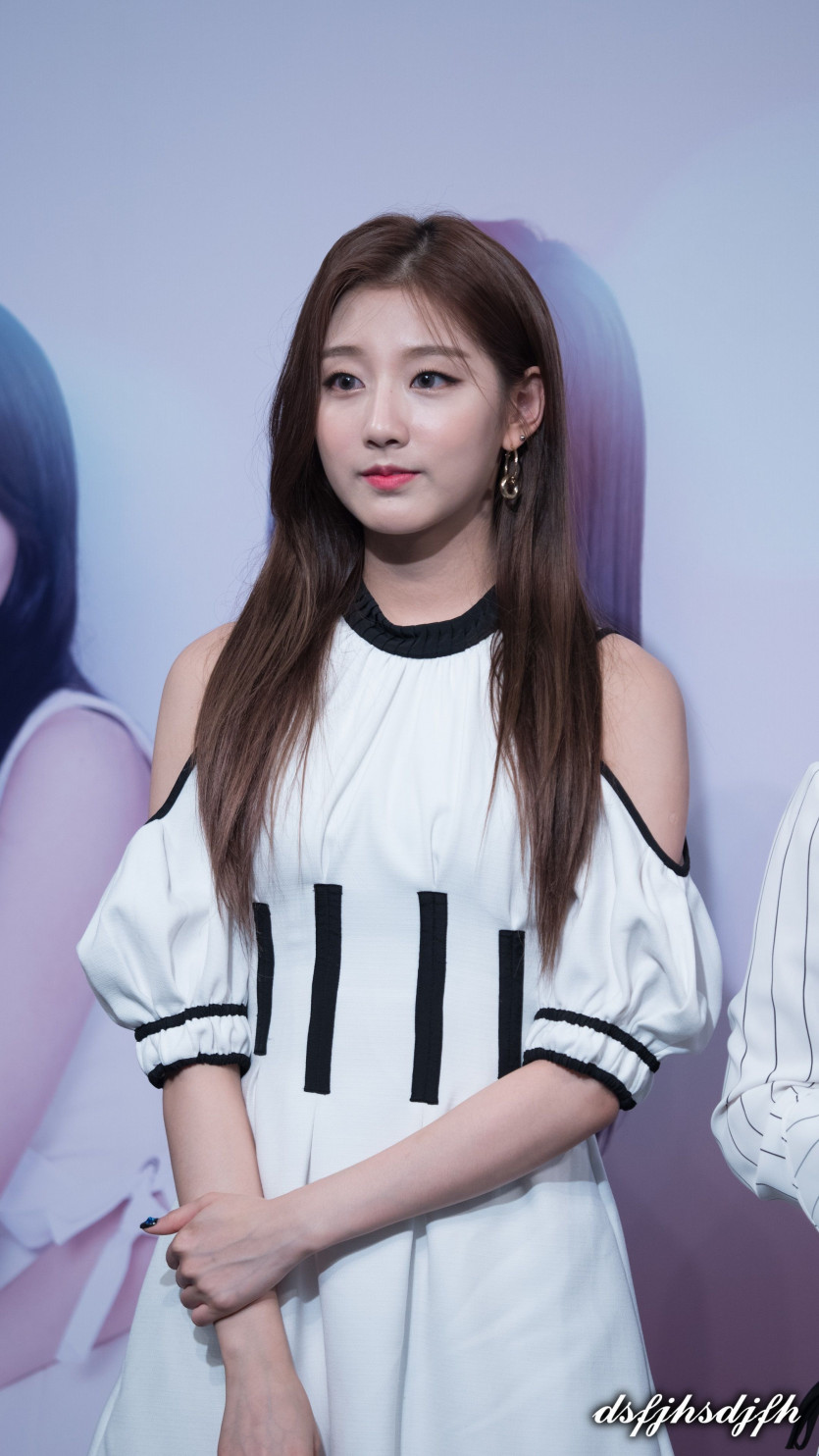 Lovelyz Ye-In