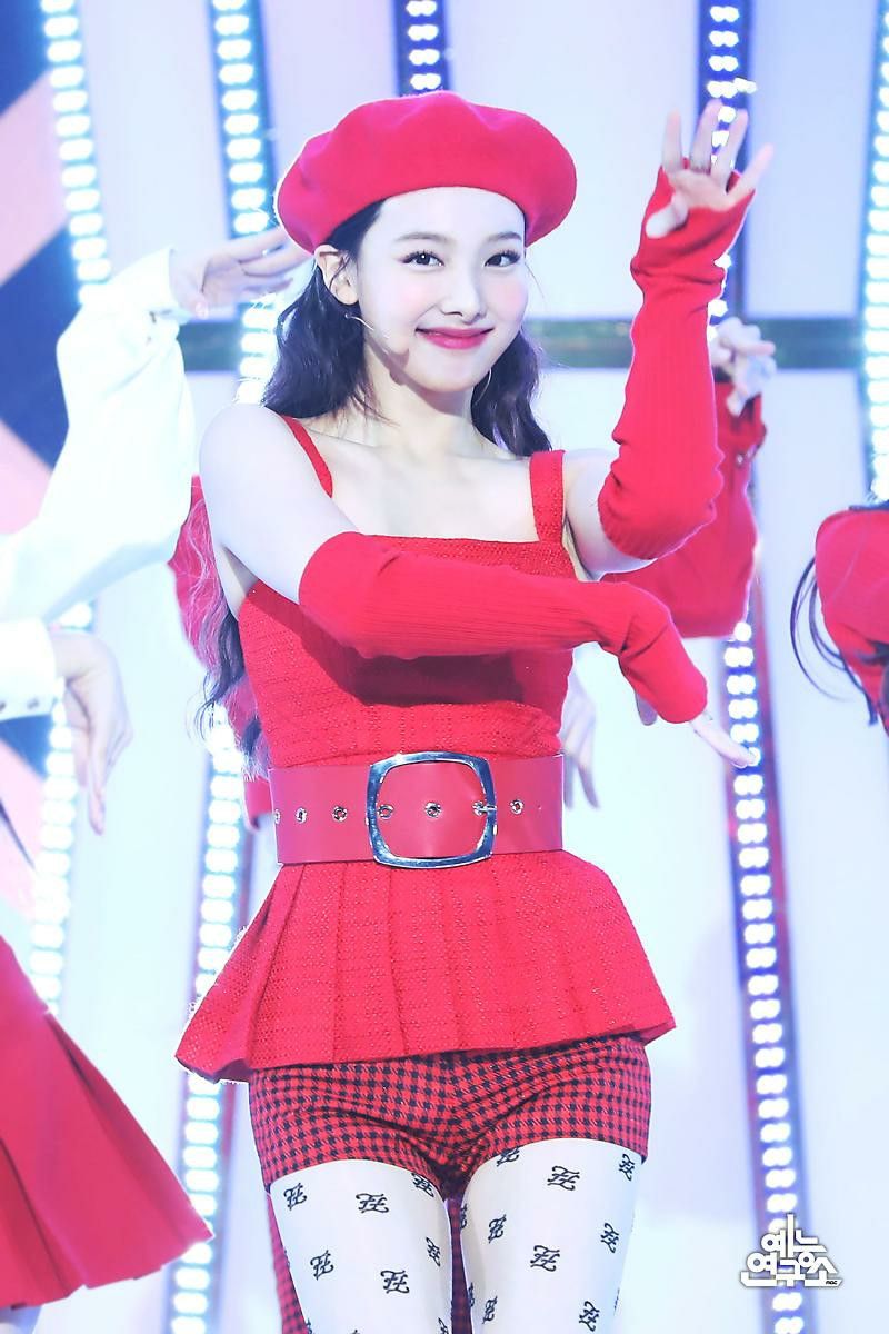 TWICE NAYEON