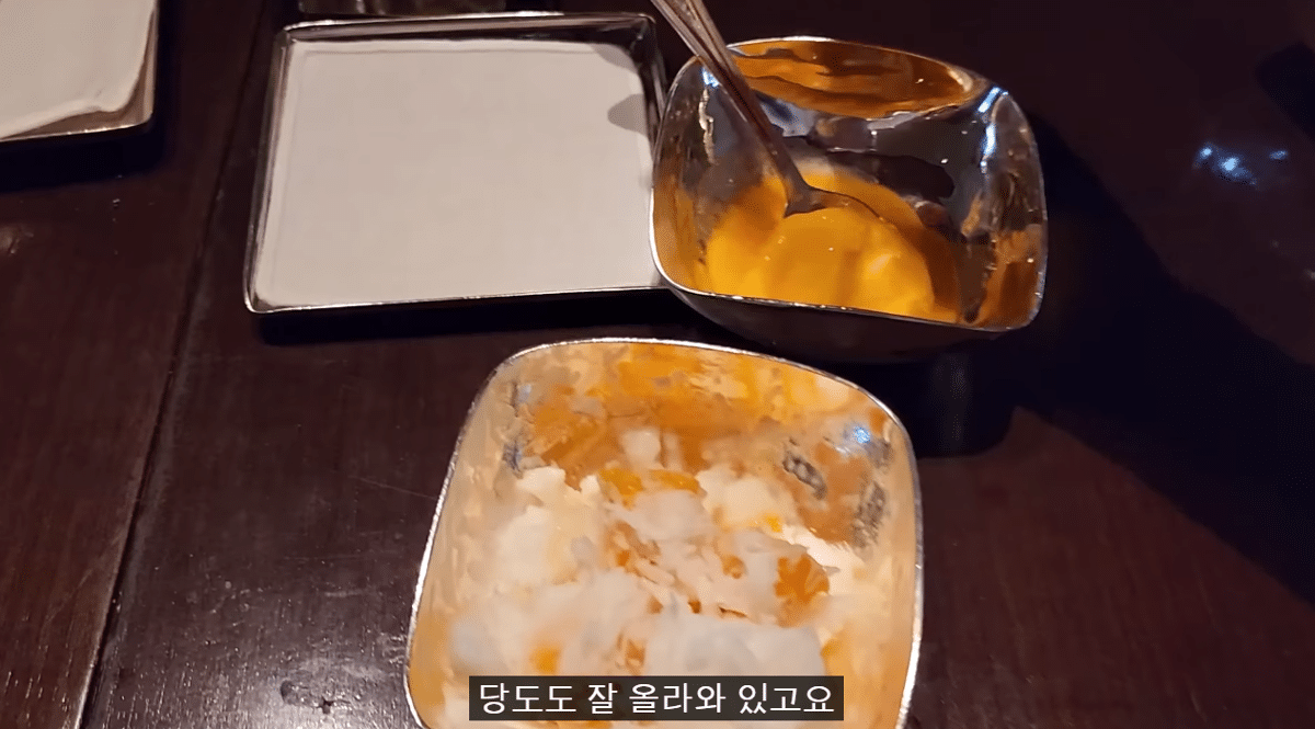 A YouTuber's evaluation of mango shaved ice that costs more than 80,000 won per bowl