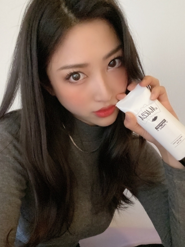 미즈카와 스미레 셀카.jpg