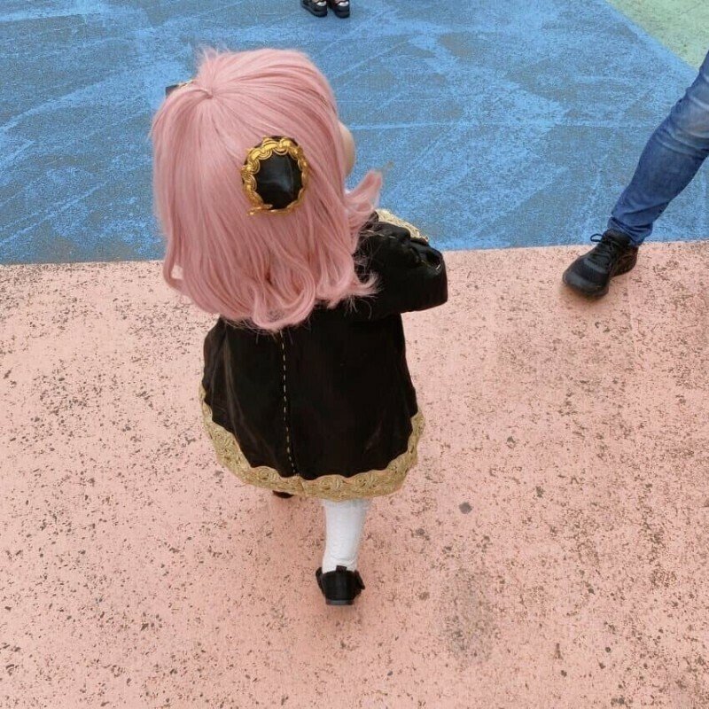 No, if you make your daughter do cosplay...jpg