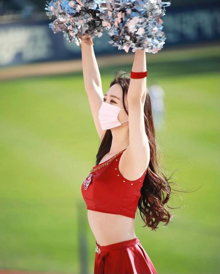 Cheerleader Ryu Se-mi