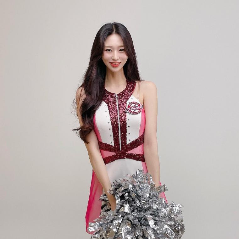 Cheerleader Ryu Se-mi