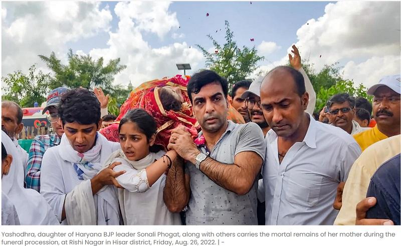 インドで大騒ぎの女性政治家強姦殺人事件