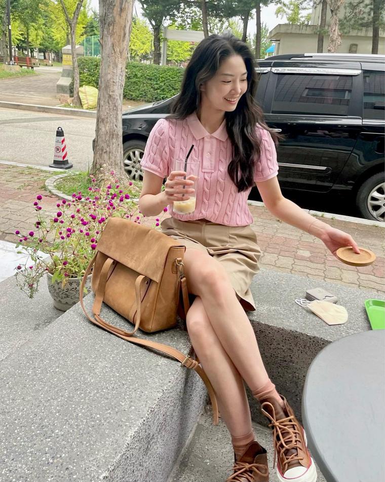 (후방주의)전진 아내 류이서 인스타그램