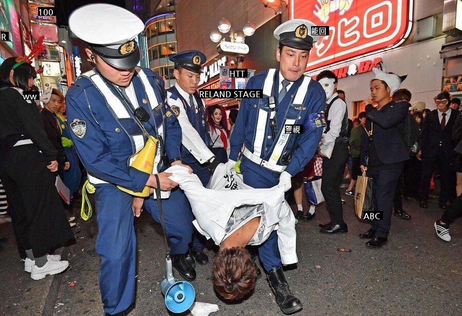 渋谷ハロウィンイベント現況警察統制