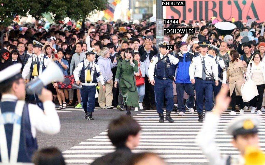 渋谷ハロウィンイベント現況警察統制