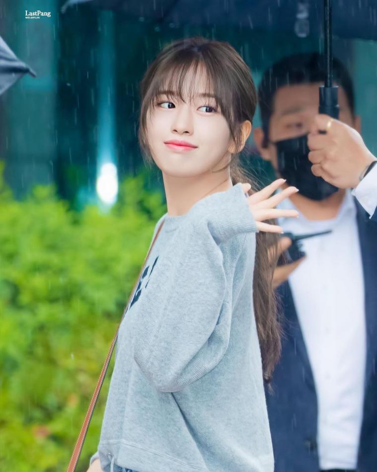 아이브 안유진