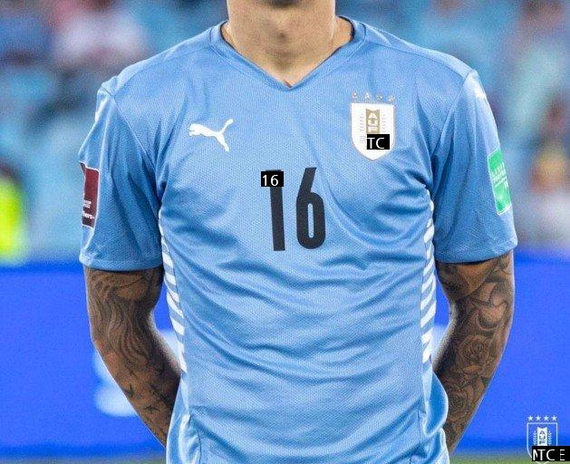 ウルグアイW杯優勝2回だがユニフォームに星が