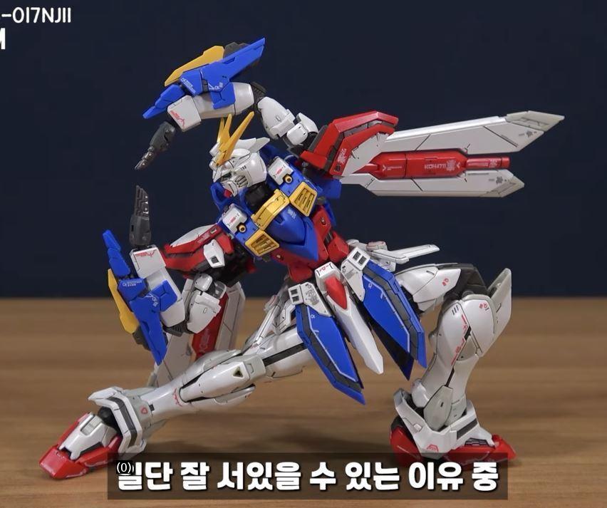 バンダイの真心がこもったプラモデル RG ゴッドガンダム